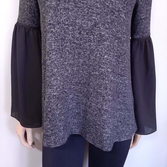 Design Lab Chiffon Bell Flare Sleeve Flowy Top Womens Size Small Black Grey - Picture 7 of 12